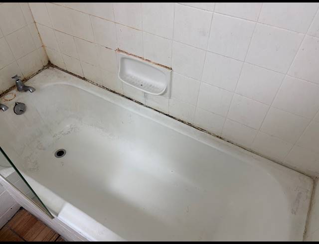 1 BEDROOM APARTMENT FOR SALE IN PAROW EAST